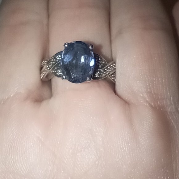 10k White Gold Ring - Picture 6 of 6